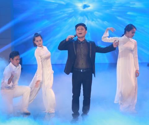 Đất nước tình yêu’ trong Giai điệu tự hào tháng 8