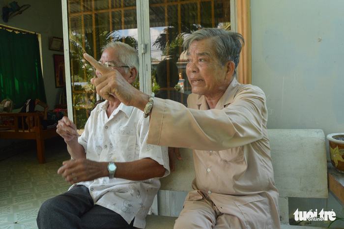 Đất sân bóng công bị biến thành đất ông bí thư xã? - Ảnh 3.