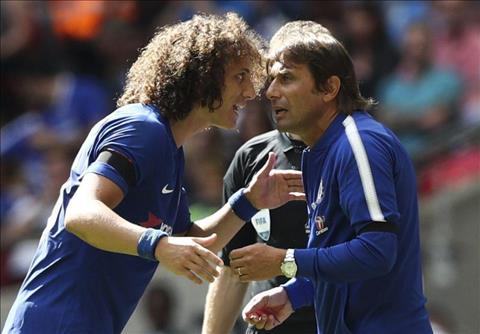 David Luiz ra yêu sách với HLV Conte