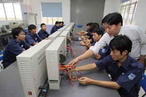 Đẩy mạnh phân luồng, dạy nghề khởi sắc