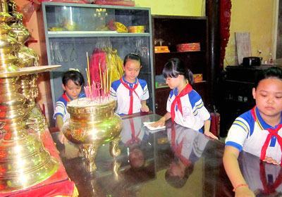 Dạy sử bằng phương tiện nghe – nhìn: Hấp dẫn, dễ tiếp thu