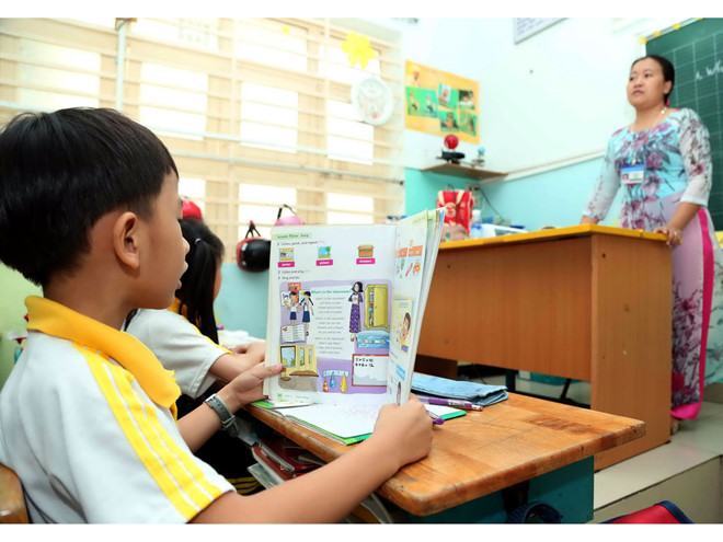 Học sinh tiểu học tại TP.HCM trong giờ tiếng Anh /// Đào Ngọc Thạch