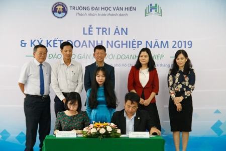 Trường ĐH Văn Hiến: Tri ân và Ký kết Doanh nghiệp năm 2019