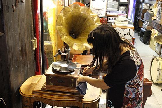 Hoài niệm với đĩa than