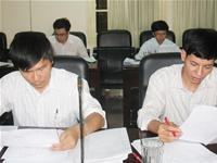 Điểm thi đại học thấp, do đề hay thí sinh?