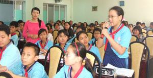 Diễn đàn Đổi mới phương pháp dạy học: “Làm sao tránh đọc – chép?”: Tiết học cần có không gian gần gũi