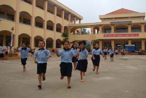 Diễn đàn “Xây dựng trường chất lượng cao thời kỳ hội nhập: Những điều kiện cần và đủ?”