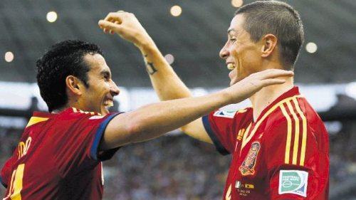 ĐKVĐ Tây Ban Nha: Nỗi sợ hãi thảm họa