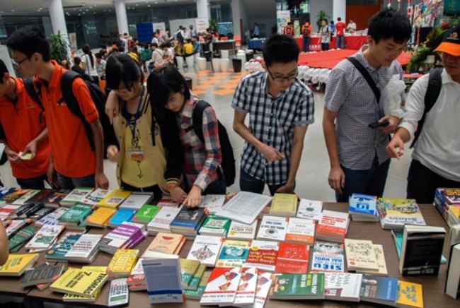 Cần Thơ: Khuyến khích người dân đọc sách