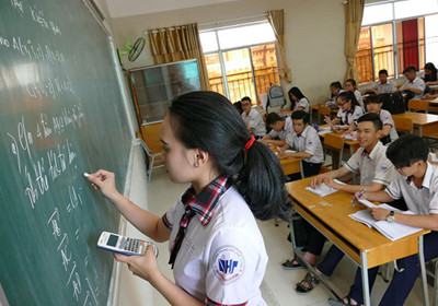 Đổi mới phương pháp dạy học, kiểm tra theo đánh giá năng lực 