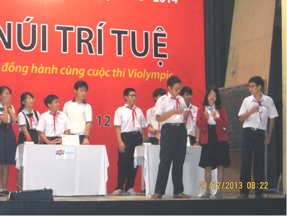 Đội Trần Đại Nghĩa giành giải nhất “Đồng hành cùng ViOlympic 2013” tại TP.HCM