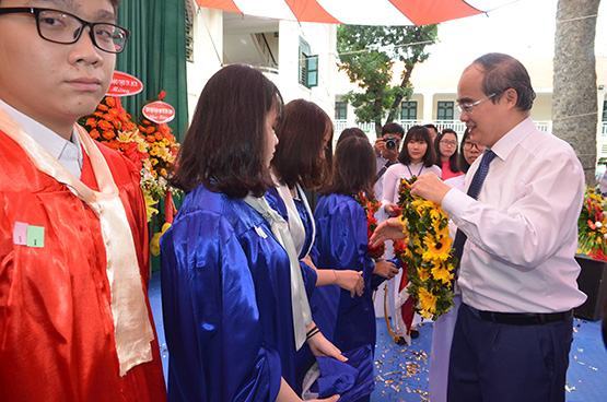 23 triệu học sinh cả nước bước vào năm học mới