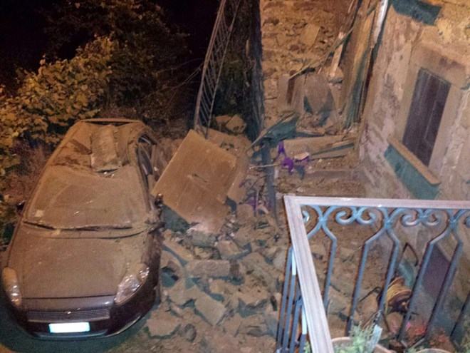 Động đất mạnh tại Italy phá hủy “một nửa thị trấn Amatrice”