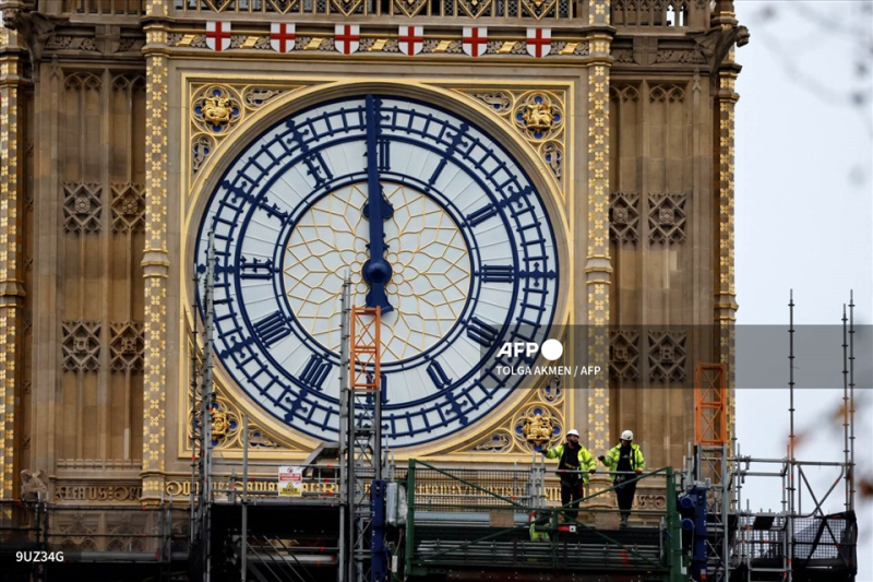 Đồng hồ Big Ben đổ chuông đón giao thừa 2022 sau 4 năm ngừng hoạt động