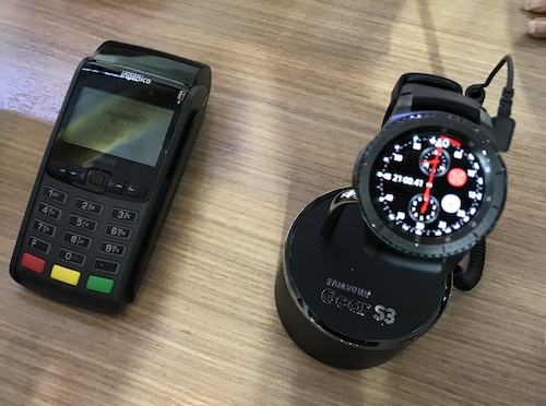 Đồng hồ thông minh Gear S3 bắt đầu hỗ trợ Samsung Pay