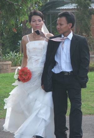 “Đóng kịch” trong đêm tân hôn