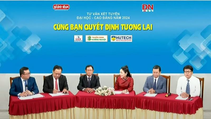 “Cùng bạn quyết định tương lai” tỉnh Đồng Nai: Thí sinh cần nắm kỹ thông tin xét tuyển ĐH, CĐ