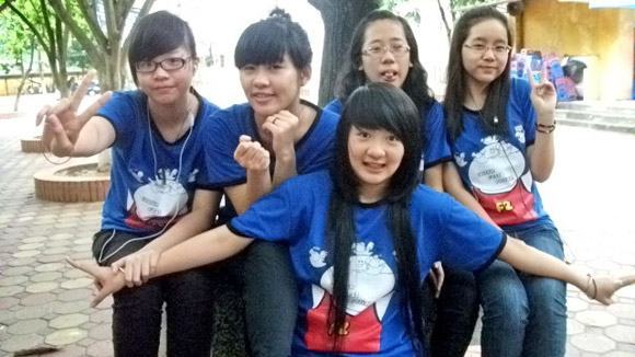 Đồng phục học sinh cuối cấp: Phá cách hay “phá phách”?