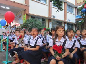 Đồng phục không làm nên chất lượng học sinh