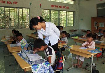 Đột phá phát triển đội ngũ giáo viên