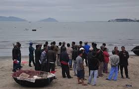 Tàu cá gặp nạn, 4 ngư dân mất tích