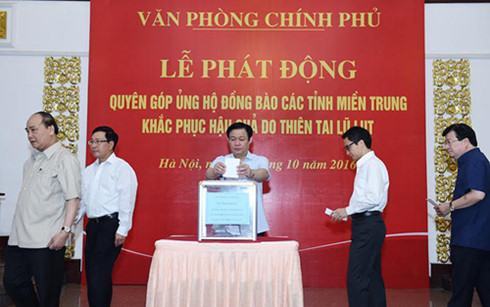 Vận động nhà giáo ủng hộ đồng bào miền Trung