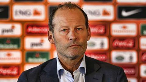 ĐT Hà Lan sa thải HLV Danny Blind