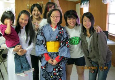 Du học sinh làm sứ giả văn hóa