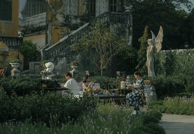 Du lịch phim trường mới chập chững