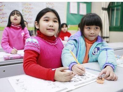 Dự thảo quy định của Bộ GD&ĐT: Dạy thêm phải đóng thuế