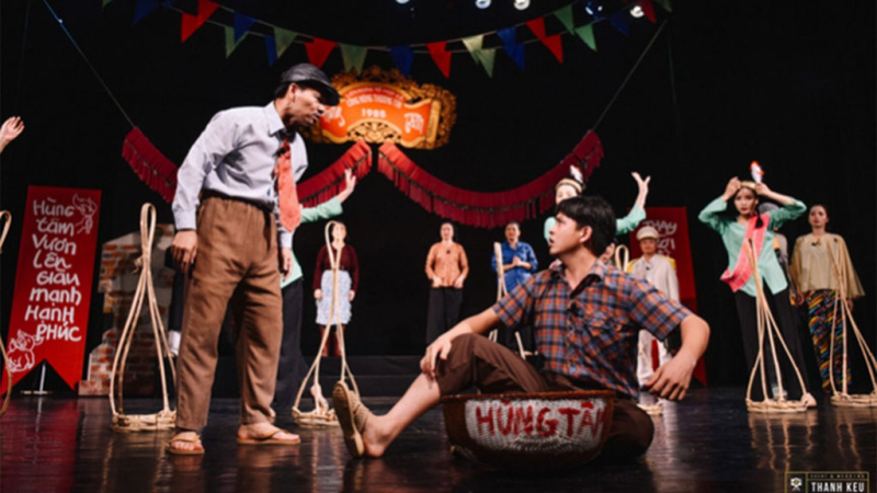 Trích đoạn vở Bệnh sĩ của Nhà hát Kịch Việt Nam trên chương trình Quán thanh xuân /// VTV