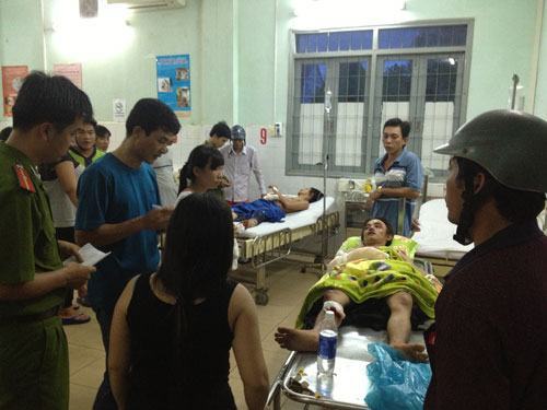 Đua xe trên đường băng, 2 người chết, 5 người cấp cứu