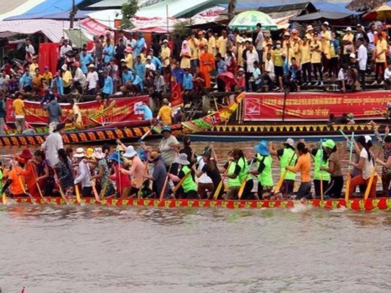 2.000 nghệ nhân, nghệ sĩ tham gia ngày hội Khmer