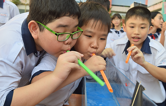 300 học sinh tham dự Ngày hội khám phá kiến thức