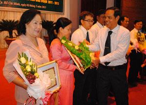 Đừng hời hợt với… thi đua