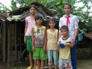 Đường đến trường nặng gánh mưu sinh: Bài 3: Khát vọng đến trường của những đứa trẻ mồ côi