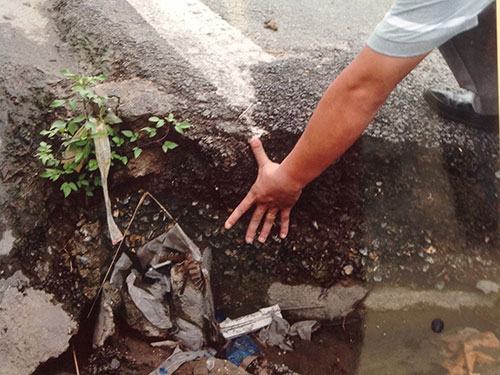 Đường sá đua nhau sụt lún