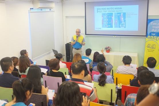 Ra mắt cổng thông tin giáo dục EasyUni tại Việt Nam