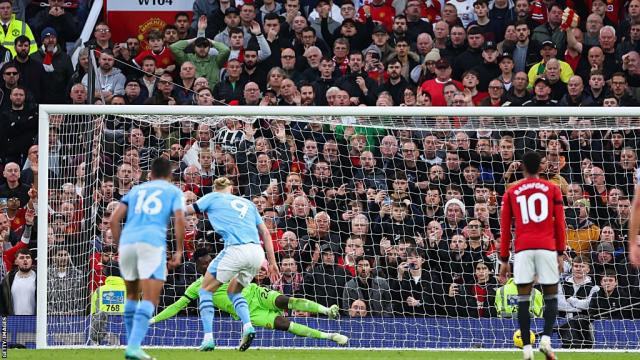 Erik ten Hag nói điều cay đắng sau khi MU bị Man City nhấn chìm