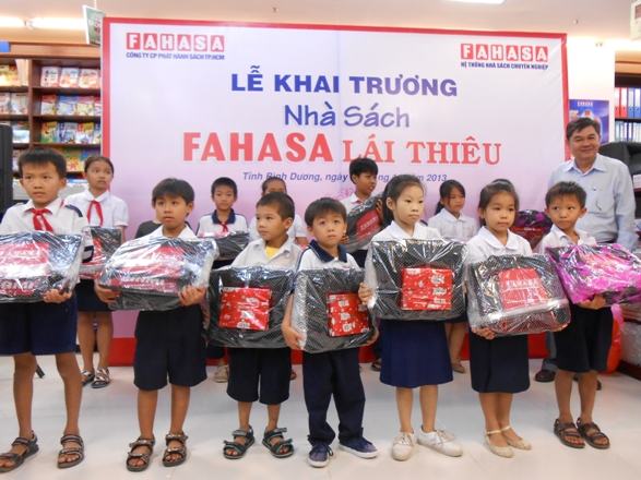 FAHASA tiếp tục khai trương nhà sách 62 tại lái Thiêu, Bình Dương