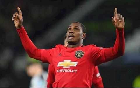 Ferdinand khuyên MU mua đứt Ighalo