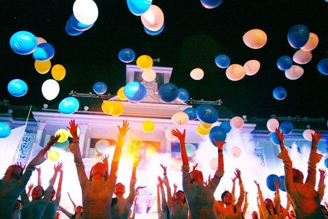 Festival biển Nha Trang 2015: Thông điệp của tình yêu hòa bình và sáng tạo