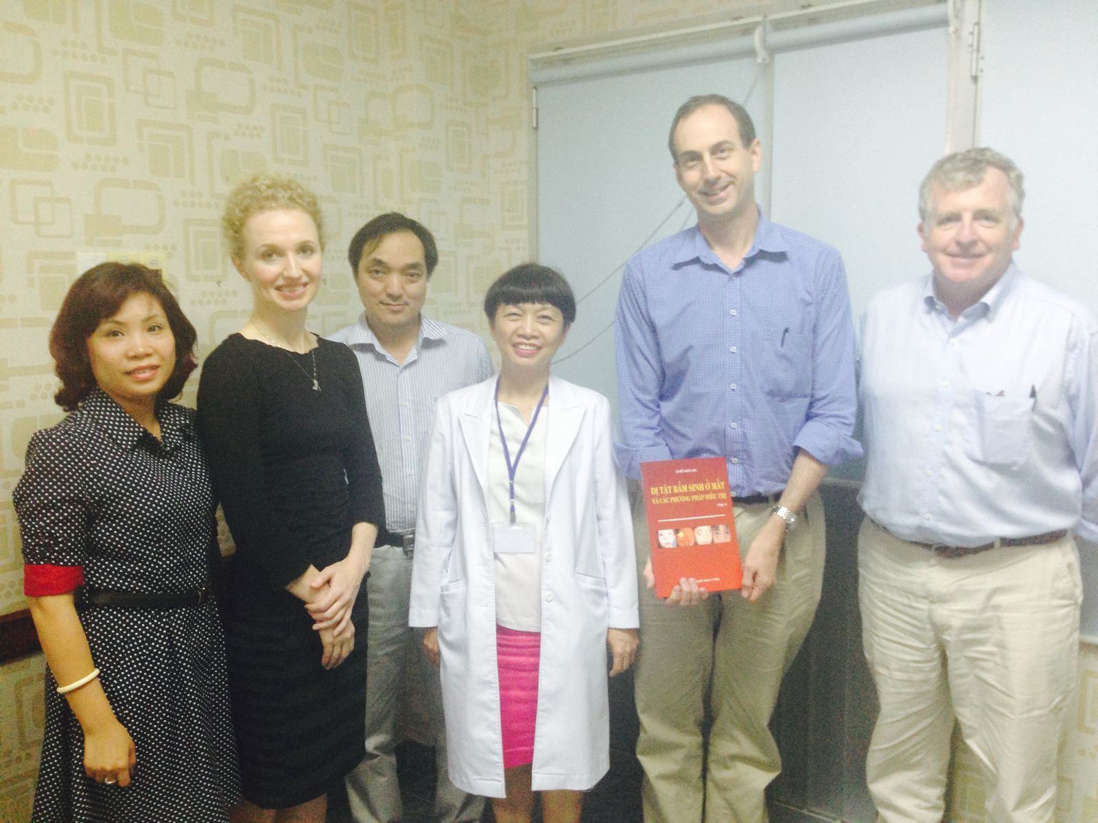 Hội thảo chuyên đề về y học nhãn khoa hiện đại