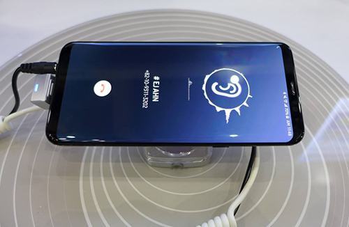 Galaxy S10 có thể sử dụng công nghệ âm thanh dưới màn hình