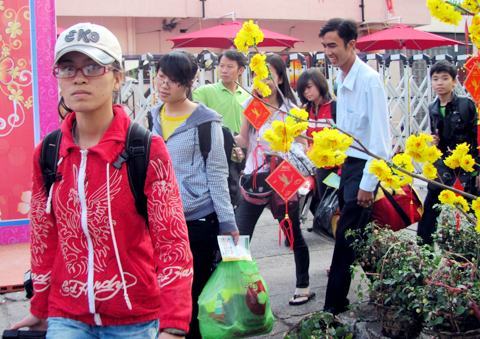 Gần 3.000 vé xe Tết miễn phí cho sinh viên