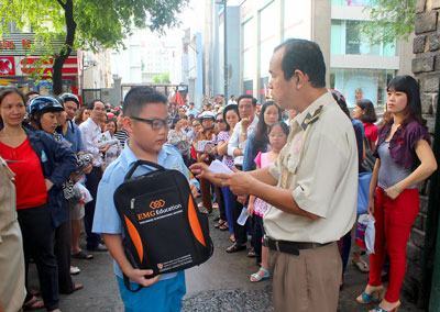 Gần 5.000 học sinh thi vào lớp 6 Trường THPT chuyên Trần Đại Nghĩa