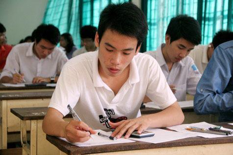 Gần 500.000 hồ sơ đăng ký dự thi CĐ năm 2011