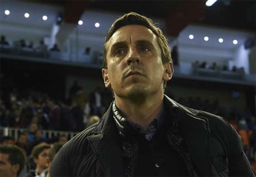 gary-neville-gianh-chien-thang-thu-ba-lien-tiep-voi-valencia