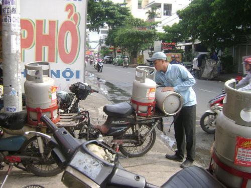 Gas lậu vẫn còn đất sống