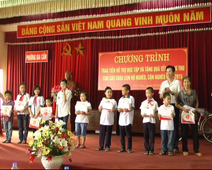 Nhiều hoạt động chăm lo Tết cho thiếu nhi thành phố